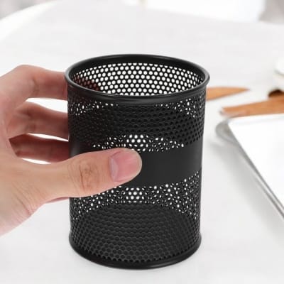 Picture of "Round Black Metal Mesh Desk Organizer - Multifunctional Pen Holder, Durable & Fireproof, High-Temperature Resistant, Coated Finish, 9.5 x 8.5 cm, Ideal for Office & Student Desks, 1 Piece"-Black