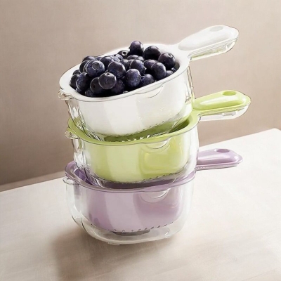 Picture of 1 Pcs Plastic Colander with Handle - Perfect for Rinsing Fruits and Vegetables - Veggie Washing Basin - Fruit Drainer Bowl - Mixed Multicolor-Multicolor