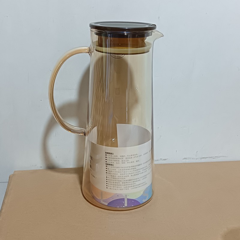 Picture of golden color HEAT-RESISTANT GLASS JUG, GPH27HA, 1440ML-Gold