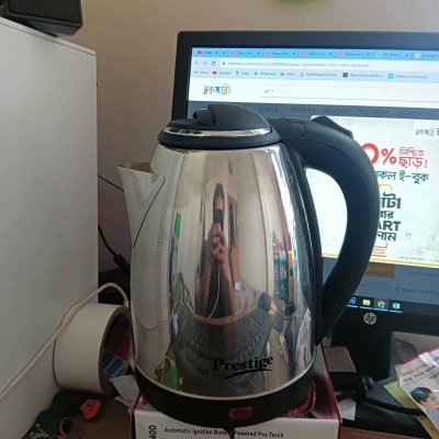 Picture of 1 pcs stainless steel body Prestige Electric Kettle - 2 Liter - Silver And Black-Silver