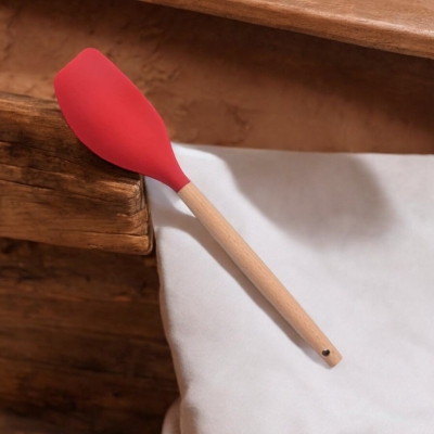 Picture of Silicone Cream Spatula with Wooden Handle – Heat-Resistant – Non-Stick Pastry Blender – Soft Butter & Cake Mixer-Red
