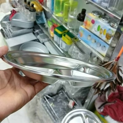 Picture of 1 pcs 4 compartment round food tray for School Canteen or home Stainless steel non magnet Food try plate 26cm-Silver