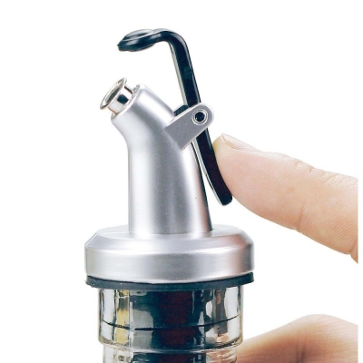 Picture of 1 pcs 500ml oil bottle and oil dispensir clear color and multicolor dispensir for kitchen uses oil dispensir-Green