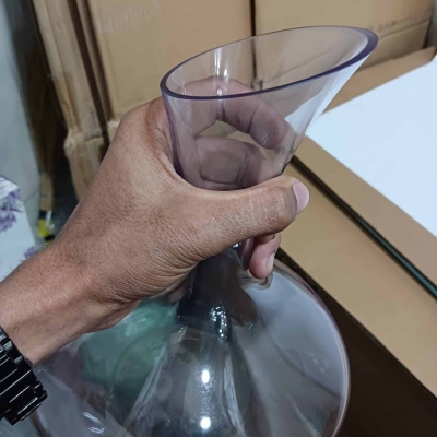 Picture of Whiskey Decanter Wine Decanter Crystal color Wine Decanter - 100% Hand Blown Lead-Free Crystal Glass Red Wine Carafe Wine Gift (Color : purple)-Purple