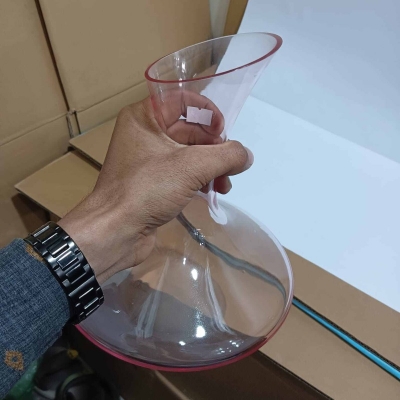 Picture of Whiskey Decanter Wine Decanter Crystal color Wine Decanter - 100% Hand Blown Lead-Free Crystal Glass Red Wine Carafe Wine Gift (Color : Light red)-Chili Red