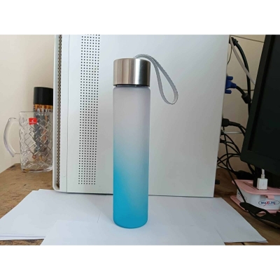 Picture of 1pc 300ml  capacity Dable gradient PC water bottle, for home and travel outdoor use-Multicolor