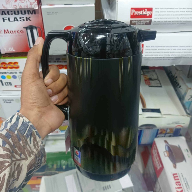 Picture of Regal Black Color Vacuum Flask 1L capacity for this winter-Black