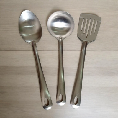 Picture of Durable and Stylish 3-Piece Set of Silver Stainless Steel Kitchen Spoons, 9.5-10.5 Inch, Non-Magnetic, Ideal for Cooking and Serving-Silver