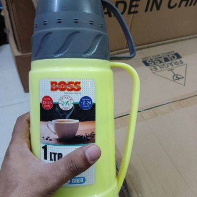 Picture of Boss 1L capacity Vacuam Flask Plastic body and Glass rifil with a cup-Multicolor