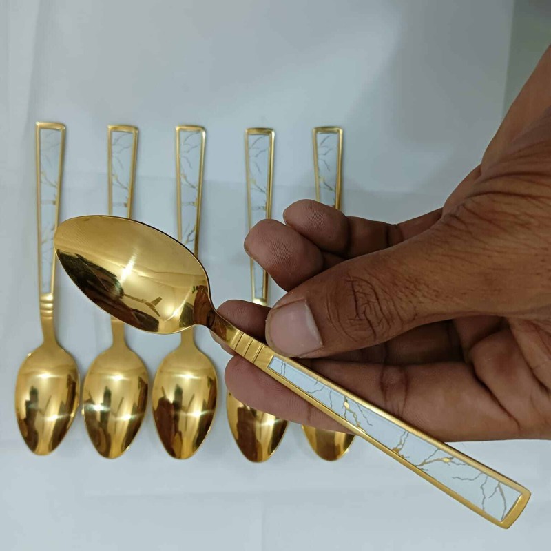 Picture of 6 pcs Best quality golden color imported Tea spoon for denner golden color mirror polish spoon 15cm long-Gold