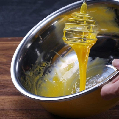 Picture of 1 pcs Stainless Steel Line Egg Beater Manual Kitchen Egg Beater Home Kitchen Manual Egg Beater Beating Eggs, Stirring, Mixing Seasonings-Silver