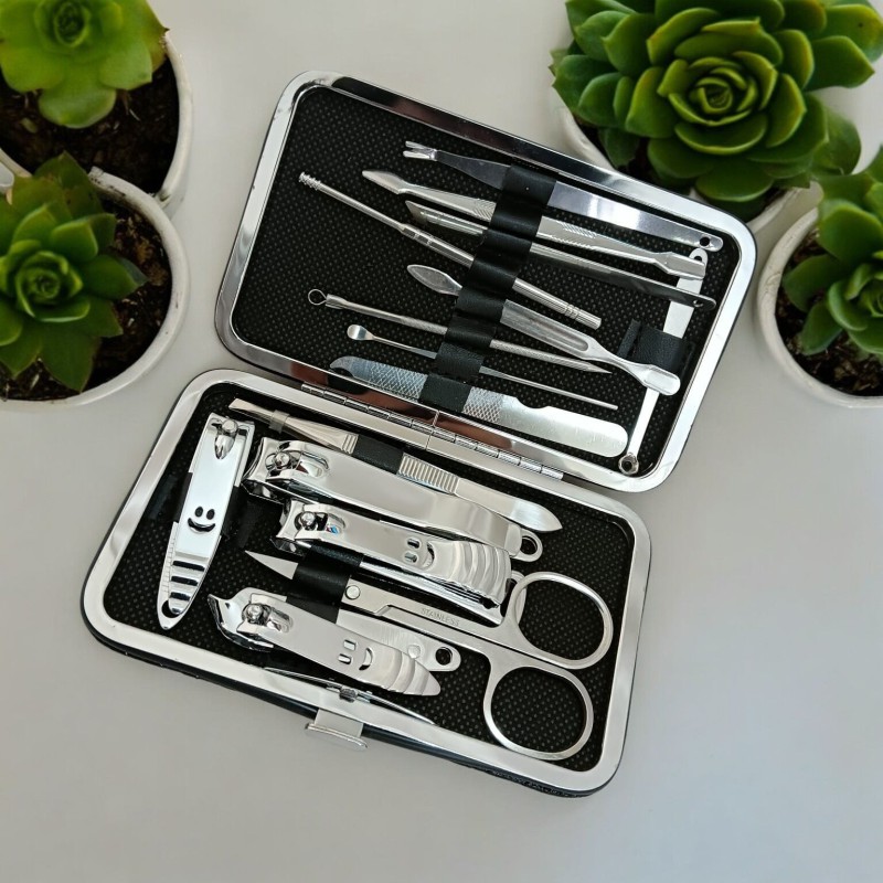 Picture of 15 Pcs silver color stainless steel Nail Clipper set High-quality Manicure Set Nail Scissors Cutters Tools Pedicure Kit Suit in Case-Silver