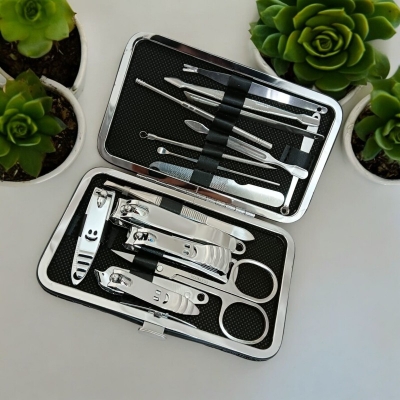 Picture of 15 Pcs silver color stainless steel Nail Clipper set High-quality Manicure Set Nail Scissors Cutters Tools Pedicure Kit Suit in Case-Silver