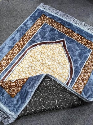 Picture of Premium Quality Komble Jaynamaz-120 cm/80 cm Comfortable Multicolour Jaynamaz for Muslim