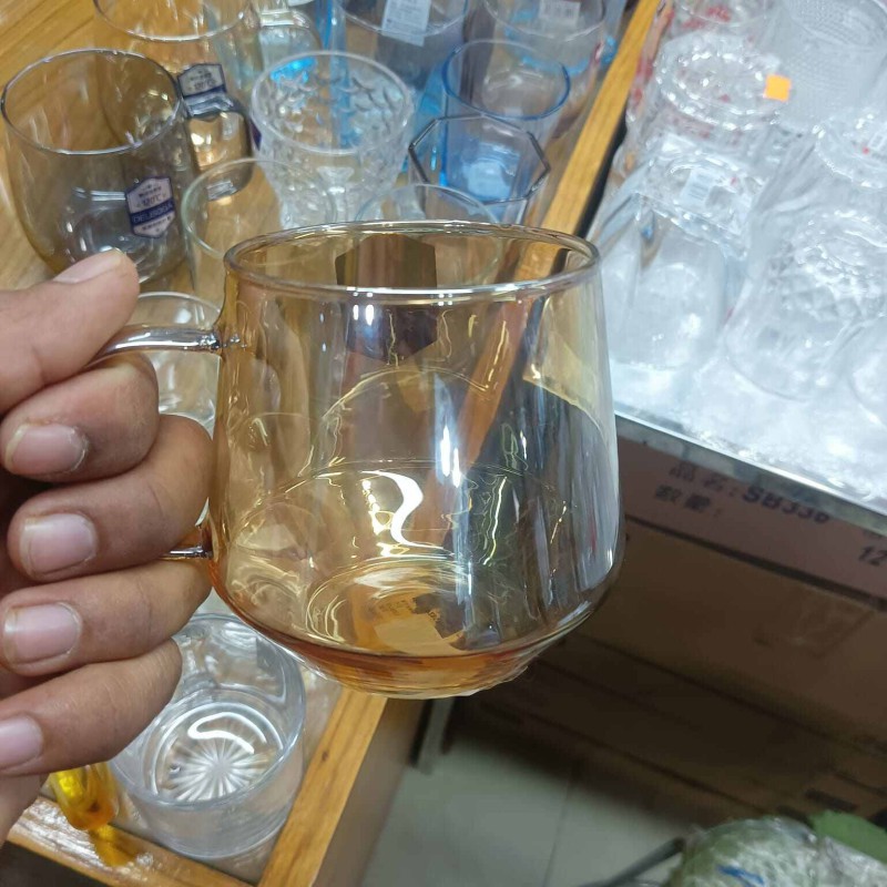 Picture of GPZB57HA Glass Mug 420ML - Lightweight Borosilicate Glass, Dishwasher Safe, Classic Golden Round Design, Perfect for Coffee, Tea, and Beverages, Durable and Stylish.-Gold