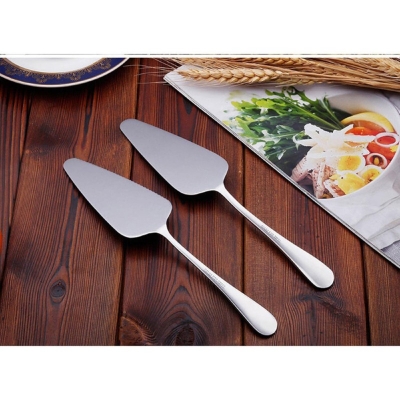 Picture of stainless Steel Cake Server pie Holder Transfer Triangular Spade Spatula Serrated Edge for Pizza Cake Baking Safe in Dishwasher (Silver)  1 pcs-Silver