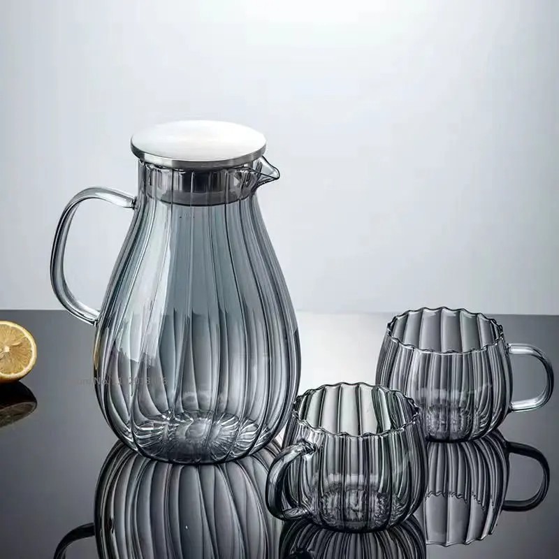 Picture of 1.8L Thick Borosilicate Glass Carafe with Amber Stripes, Secure Lid and Comfortable Handle, For Tea, Milk, Juice, Coffee, DIY Drinks-Black-black