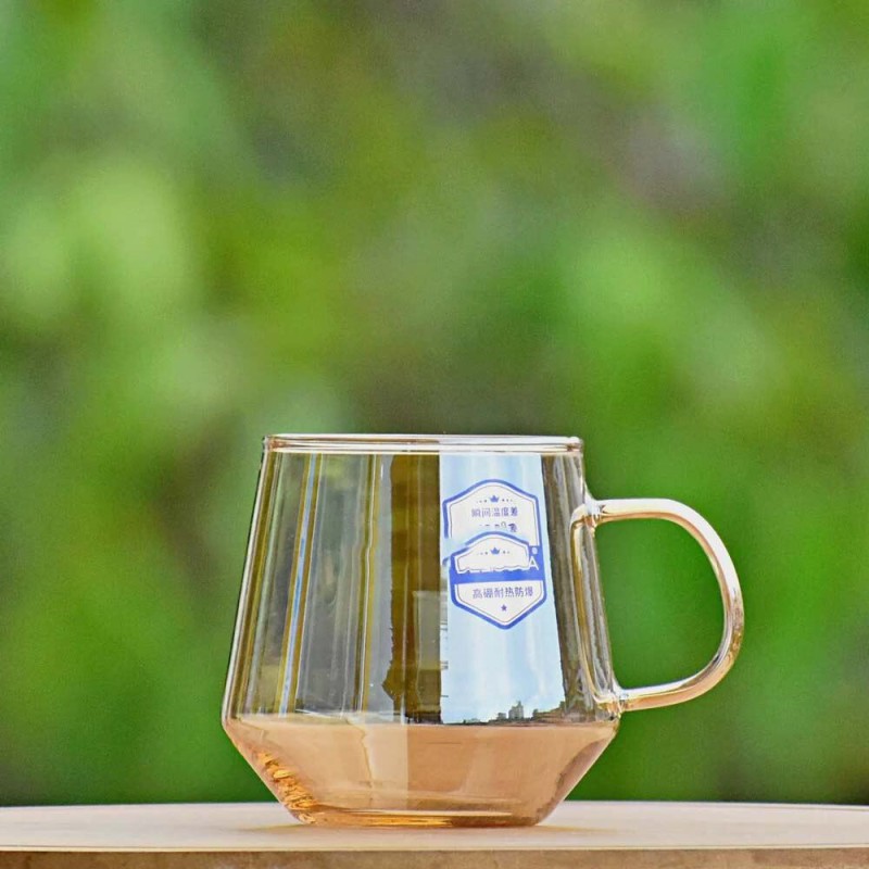 Picture of GPZB57HA Glass Mug 420ML - Lightweight Borosilicate Glass, Dishwasher Safe, Classic Golden Round Design, Perfect for Coffee, Tea, and Beverages, Durable and Stylish.-Gold