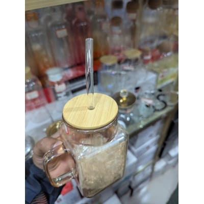 Picture of Premium Square Glass Cup Tumbler with Eco-Friendly Bamboo Lid and Reusable Glass Straw, 20oz Large Capacity Borosilicate Drinking Mug with Handle for Iced Coffee, Fresh Juice, Smoothies, and Hot or Cold Drinks.-Gold