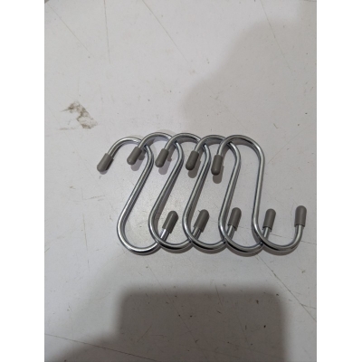 Picture of 5-Piece Set of Durable 3-Inch S-Shaped Metal Pothooks for Versatile Home Organization, Heavy-Duty Stainless Steel Hanging Hooks Ideal for Kitchen Utensils, Bathroom Towels, Garden Tools, and Space-Saving Closet Storage Solution-Multicolor