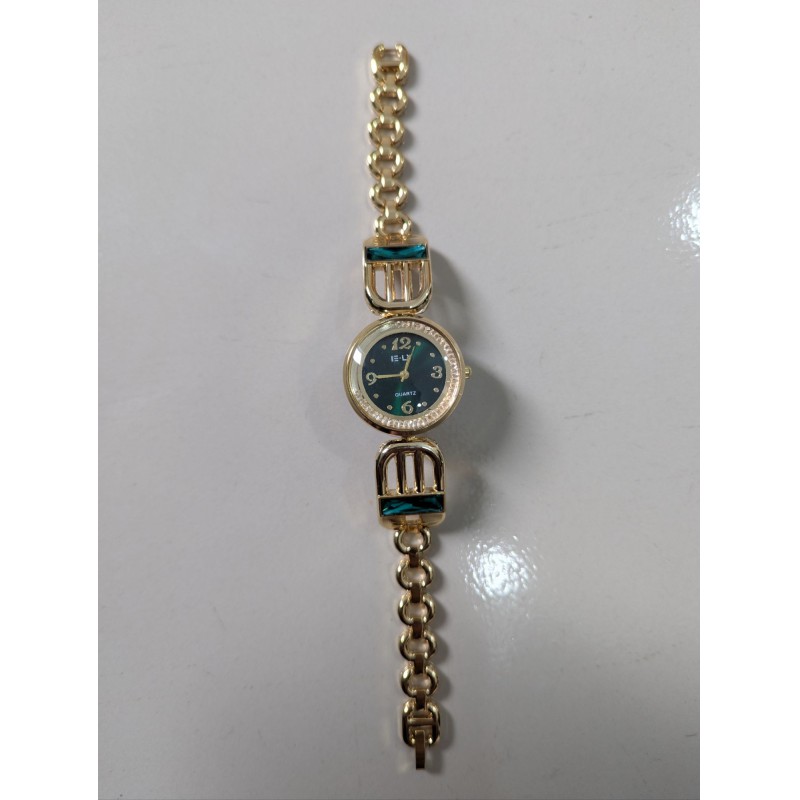 Picture of Elegant Vintage Emerald Green Dial Bracelet Watch for Women Featuring Luxurious Gold-Tone Metal Chain Link Strap with Decorative Green Crystal Accents Perfect for Sophisticated Daily Wear or Special Evening Events.-Multicolor