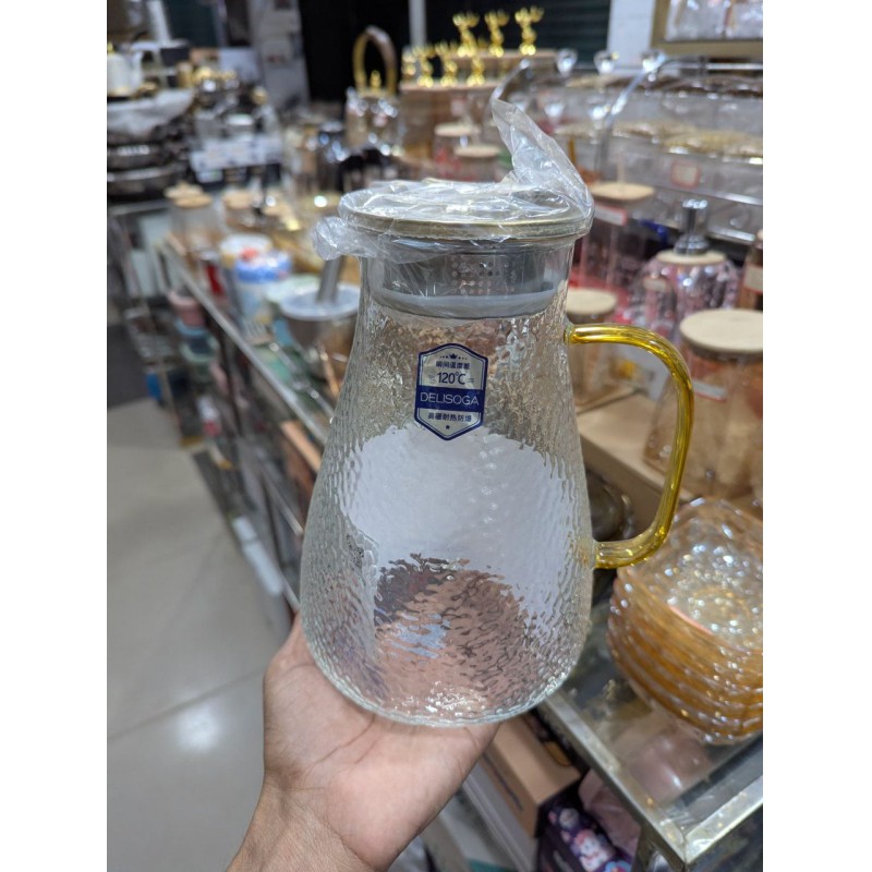 Picture of Premium 1.5L Borosilicate Glass Pitcher with Elegant Golden Handle, Heat-Resistant Hammered Pattern Water Jug with Stainless Steel Filter Lid, Perfect for Iced Tea, Hot Coffee, Fresh Juices, and Stylish Home Dining.-Multicolor