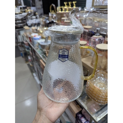 Picture of Premium 1.5L Borosilicate Glass Pitcher with Elegant Golden Handle, Heat-Resistant Hammered Pattern Water Jug with Stainless Steel Filter Lid, Perfect for Iced Tea, Hot Coffee, Fresh Juices, and Stylish Home Dining.-Multicolor