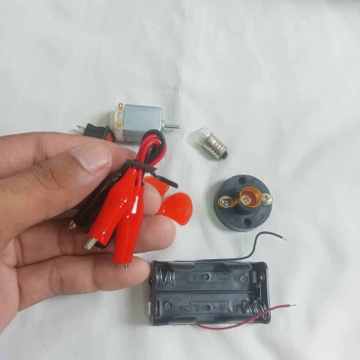Picture of Electric Circuit Motor Project Kit – 7pcs DIY Educational Starter Set – Learn Circuit Building & Motors – Hands-on STEM Science Toy for Kids & Beginners-Multicolor