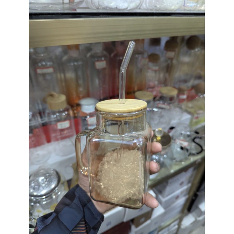Picture of Premium Square Glass Cup Tumbler with Eco-Friendly Bamboo Lid and Reusable Glass Straw, 20oz Large Capacity Borosilicate Drinking Mug with Handle for Iced Coffee, Fresh Juice, Smoothies, and Hot or Cold Drinks.-Gold