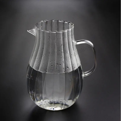 Picture of 1.8L Thick Borosilicate Glass Carafe with Amber Stripes, Secure Lid and Comfortable Handle, For Tea, Milk, Juice, Coffee, DIY Drinks-Black-black