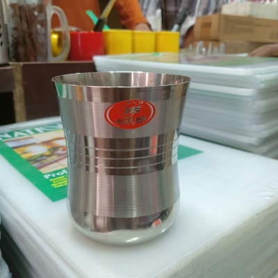 Picture of 1 pcs stainless steel drinking cap mon magnetic mug 400 ml capacity silver color mirror polish-Silver