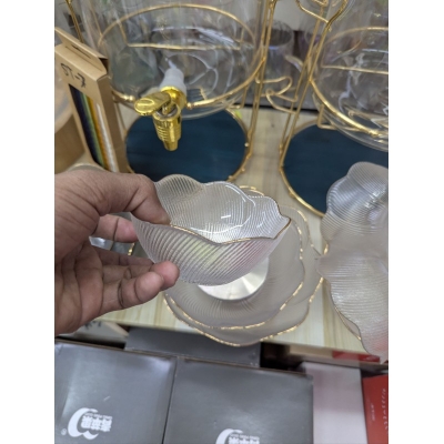 Picture of Premium Lotus Flower Shaped Glass Serving Bowl Set with Elegant Golden Rim; Luxurious Scalloped Textured Clear Glassware for Salad, Fruit, and Dessert Display, Ideal for Wedding Gifts and Modern Home Kitchen Deco-Multicolor