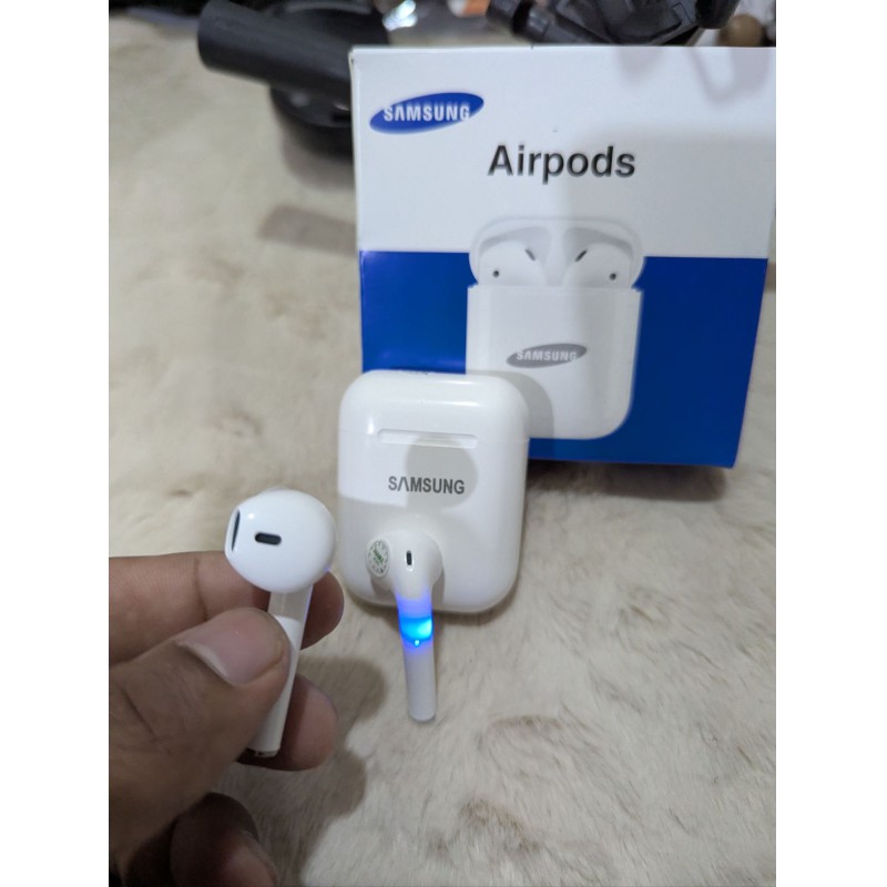 Picture of High Quality TWS Wireless Earbuds Bluetooth 5.0 Headset with Portable Charging Case White Color In-Ear Headphones for All Smartphones Clear Audio for Music and Calls Ergonomic Design for Comfortable Daily Wear.-White