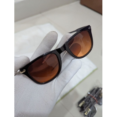Picture of Classic Wayfarer Sunglasses with Black Frame and Brown Gradient Lenses-Gold
