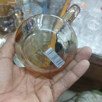 Picture of GPZB57HA Glass Mug 420ML - Lightweight Borosilicate Glass, Dishwasher Safe, Classic Golden Round Design, Perfect for Coffee, Tea, and Beverages, Durable and Stylish.-Gold