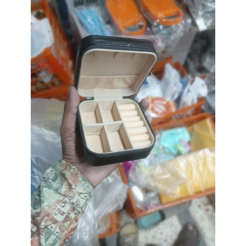Picture of Travel Jewelry Case With Mirror Necklace Earrings Ring Organizer Display Boxes Pu Leather Zipper Jewelry Storage Box Portable-Multicolor