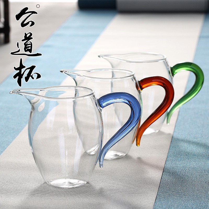 Picture of 1pcs Glass Tea Pitcher, Chinese Tea Set Accessory, Chahai, Teacup, Latte Art, Coffee Milk Frothing Cup, Clear, Friendly to Beginners 400 ml-Multicolor