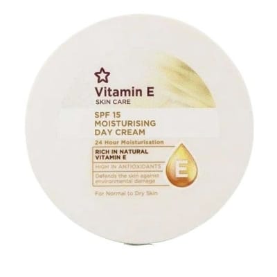 Picture of Superdrug Vitamin E Moisturizing Day Cream Spf 15 (Uk) - 100Ml