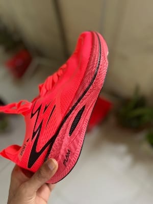Picture of New Running Shoes with Carbon Plate, Ultra-Light and Resilient, Couple's Shoes, Youth Running Shoes,  Sports Shoes