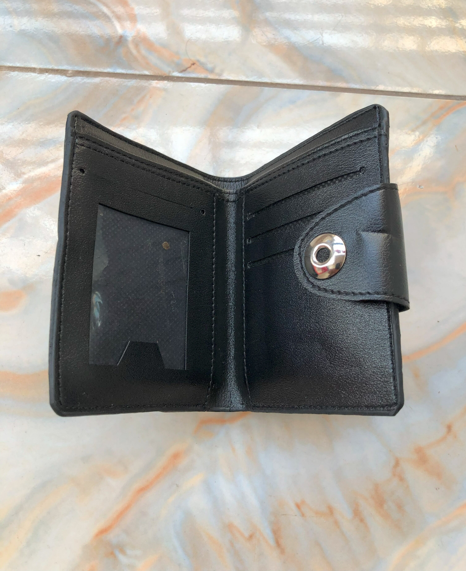 Picture of Premium Looking Ultra Slim Wallet for Men