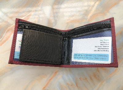 Picture of Artificial Lether Wallet for Men Red  / Black /  Color moneybag