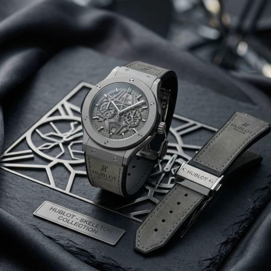 Picture of HOBLOT ANALOG WATCH FOR MEN - Multicolor