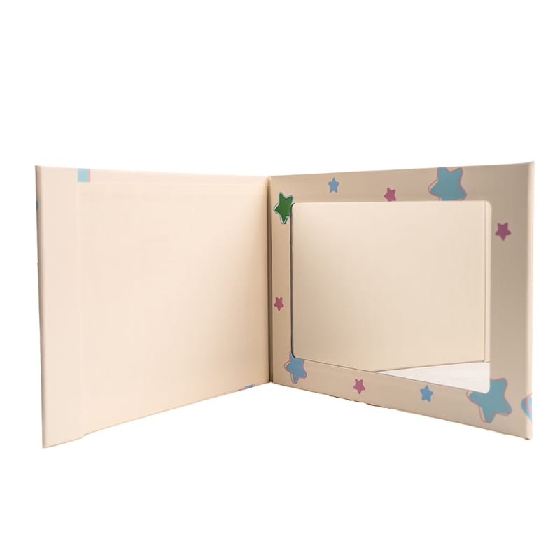 Picture of MUMUSO Bangladesh Tri Fold Makeup Mirror with Paper Cover (Cat Mimi)