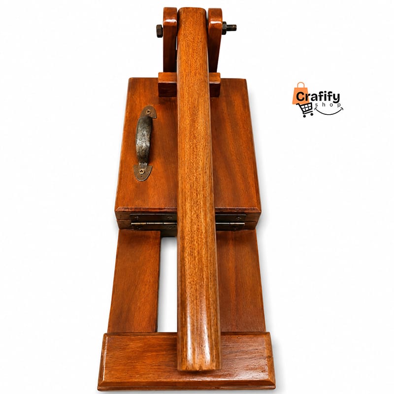 Picture of Premium Square Wooden Roti Maker Board 
