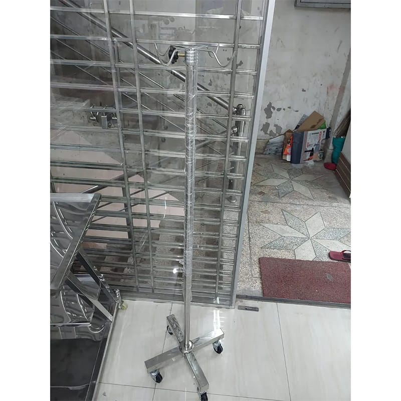 Picture of saline stund For hospital bedside use/saline stand