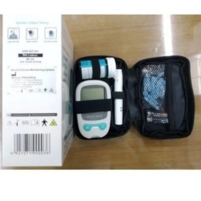 Picture of ACCU-Test Blood Glucose Monitor (Korean) with 10 Strips & 10 Needles FREE