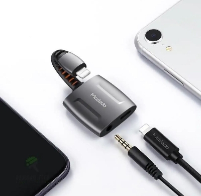 Picture of Mcdodo Lightning  & DC 3.5mm Audio Adapter Converter-Black