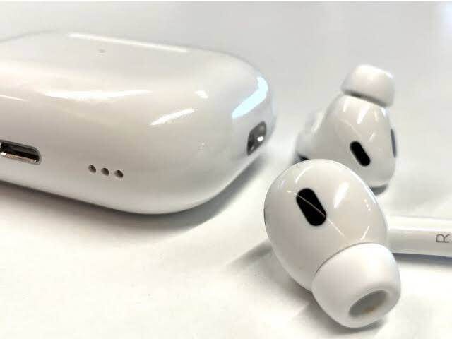 Picture of Apple Airpods Pro 2 ANC TWS Earbuds (2nd Gen Dubai Mastercopy )-White