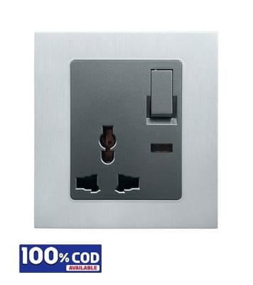 Picture of Blaze Crown 3 Pin Universal Socket With Switch 13A