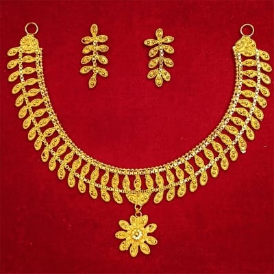 Picture of International Grated Gold Plated Jira Necklace Jewellery Necklace Set For Women – Necklace
